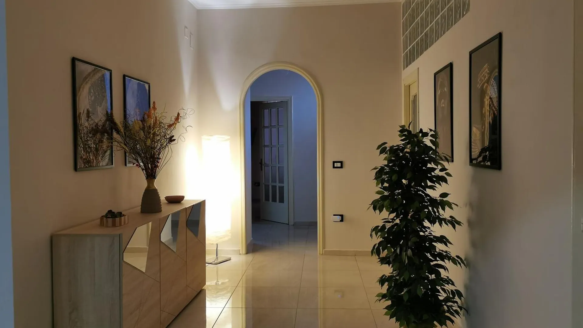 Roro'S Home - La Dimora Di Roro Naples